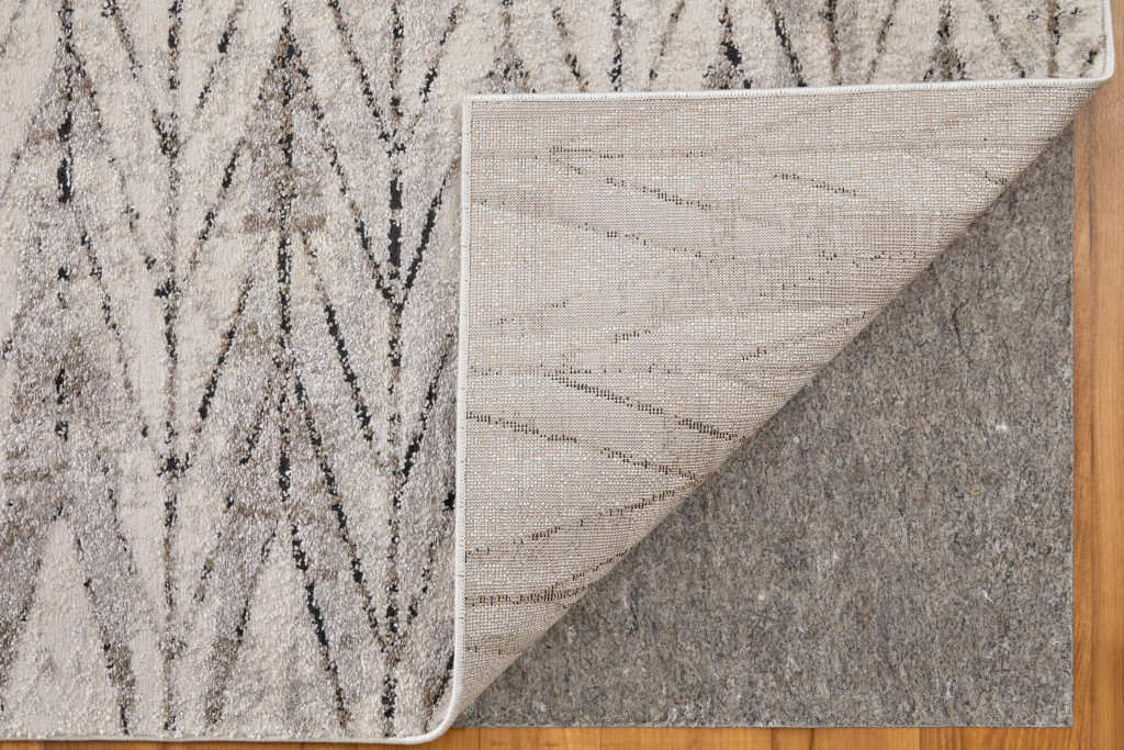 4" X 6" Ivory and Brown Geometric Power Loom Area Rug
