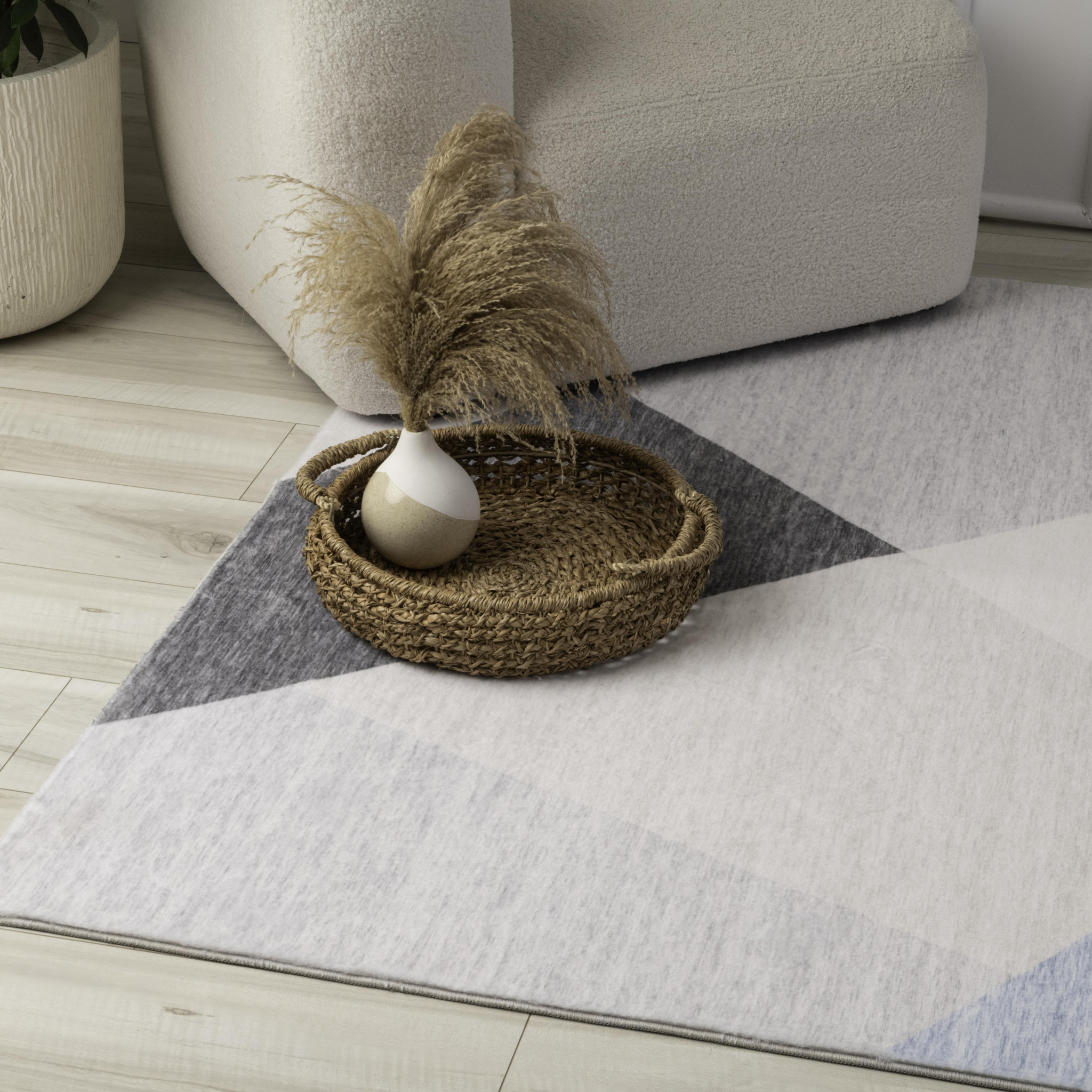 5" X 8" Blue and Gray Geometric Area Rug
