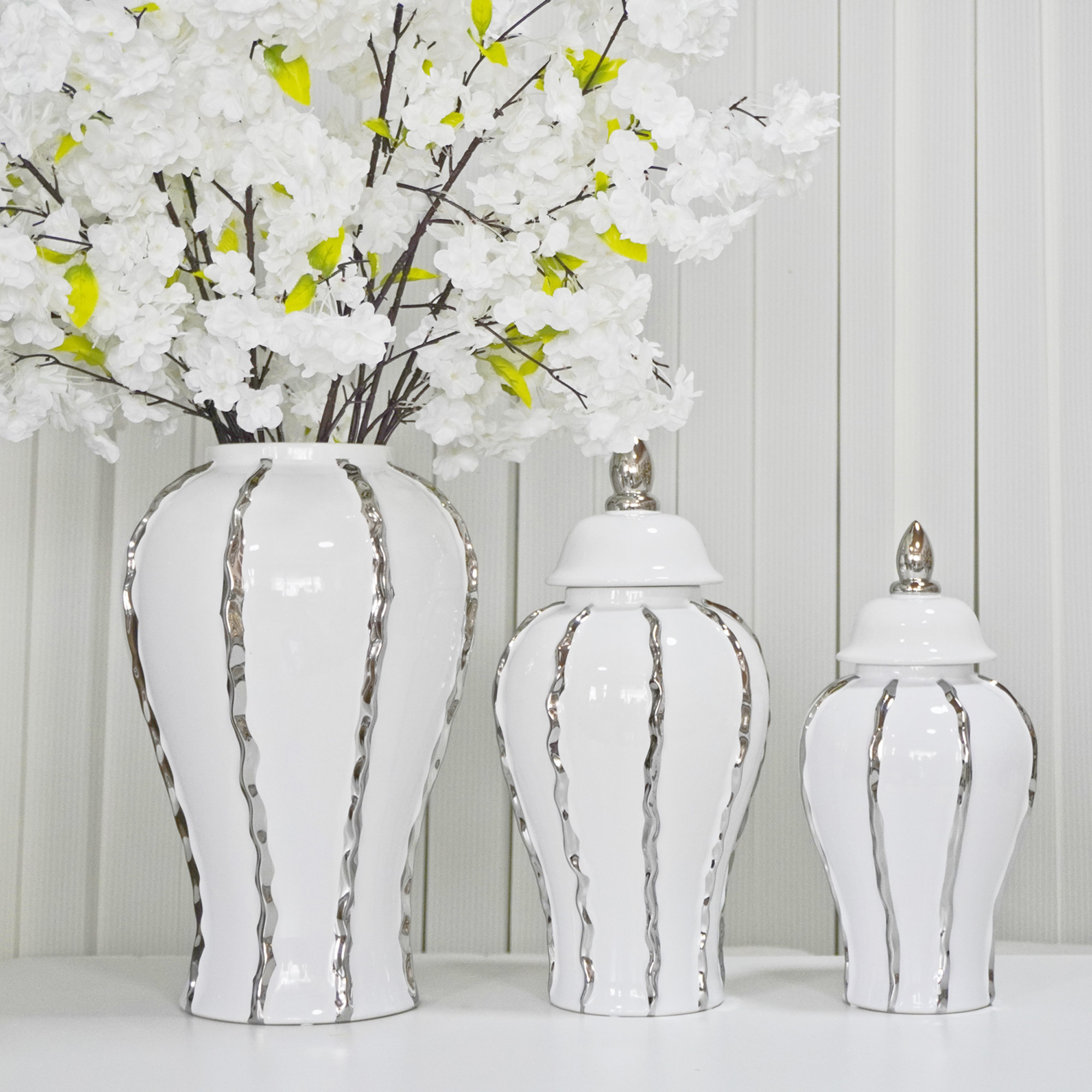 25-inch White and Silver Striped Crystal Urn Jar