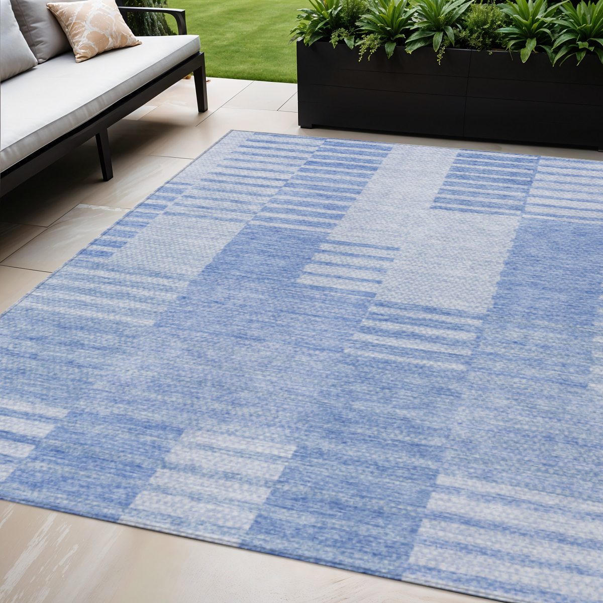 5' X 8' Sky Blue And Denim Blue Striped Washable Indoor Outdoor Area Rug-581642-1