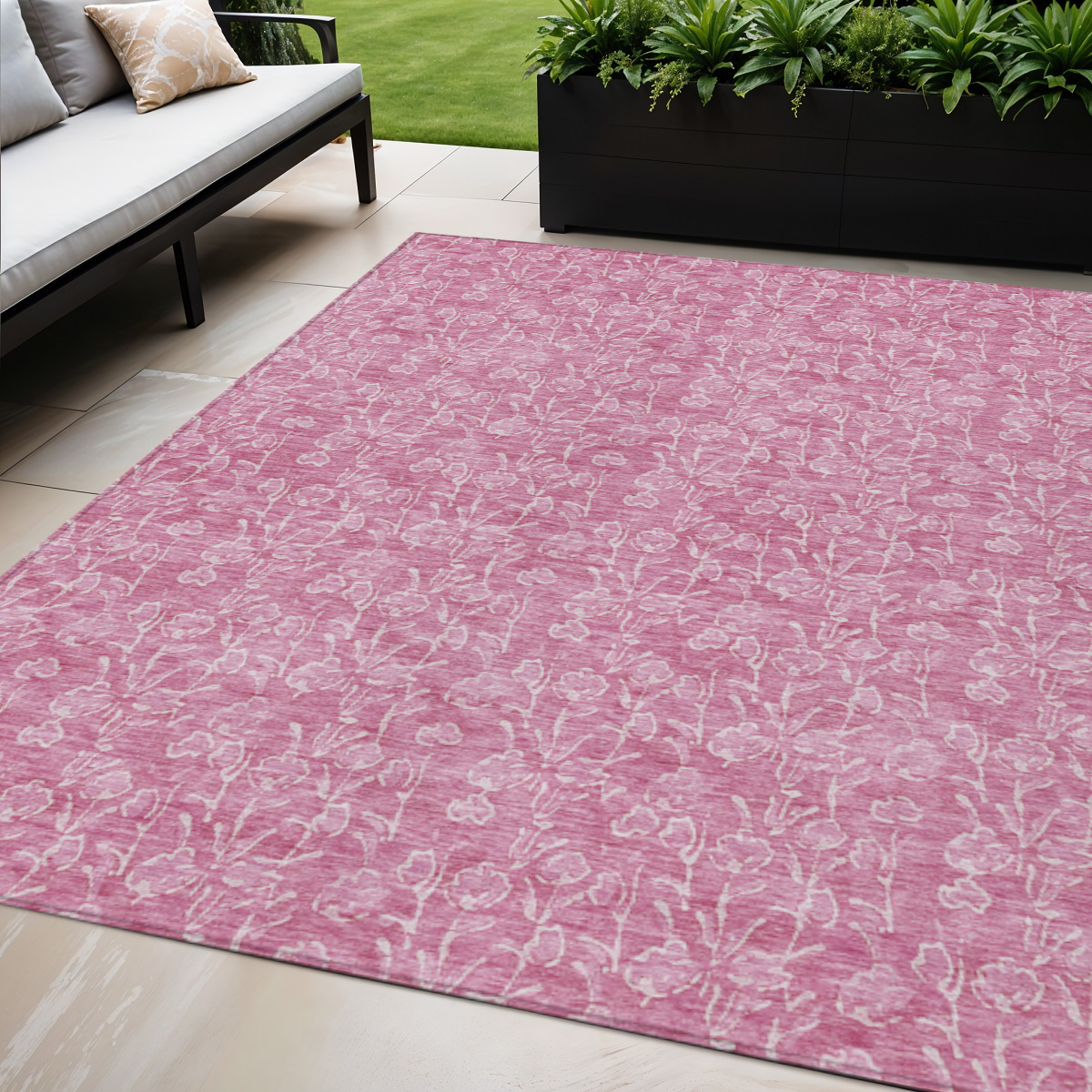 5' X 8' Blush And Ivory Floral Washable Indoor Outdoor Area Rug-581853-1