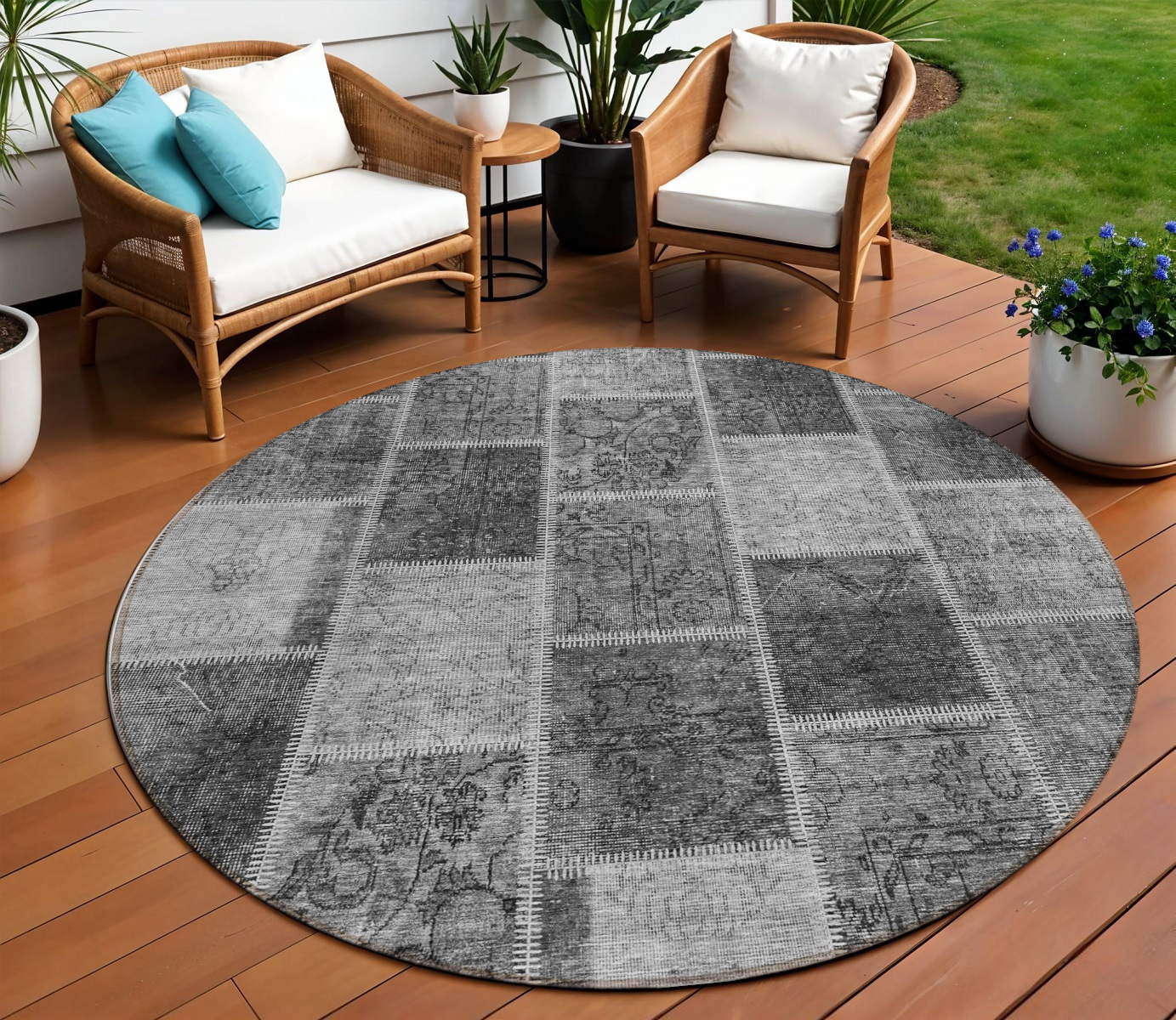 8' Gray Charcoal And Silver Round Patchwork Washable Indoor Outdoor Area Rug-586314-1