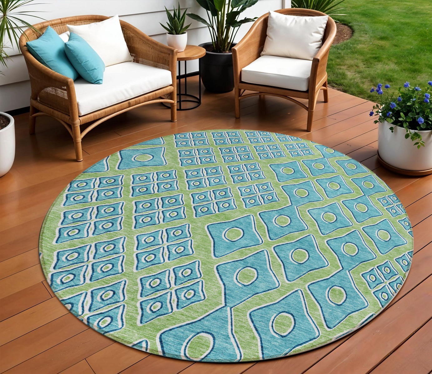 8' Artichoke Green And Aqua Round Geometric Washable Indoor Outdoor Area Rug-590705-1