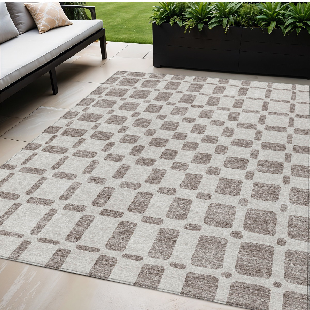 5' X 8' Taupe And Beige Geometric Washable Indoor Outdoor Area Rug-591154-1