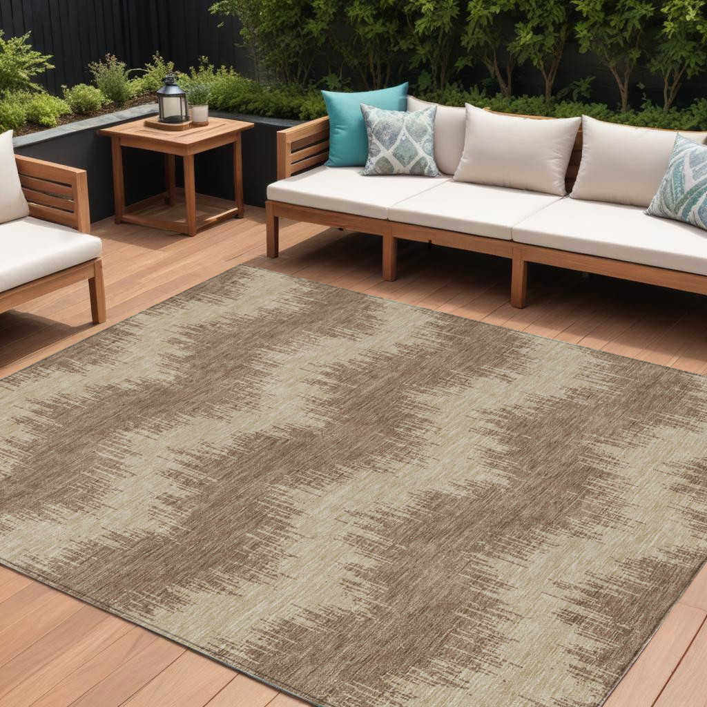 8' X 10' Brown And Beige Chevron Washable Indoor Outdoor Area Rug-591774-1