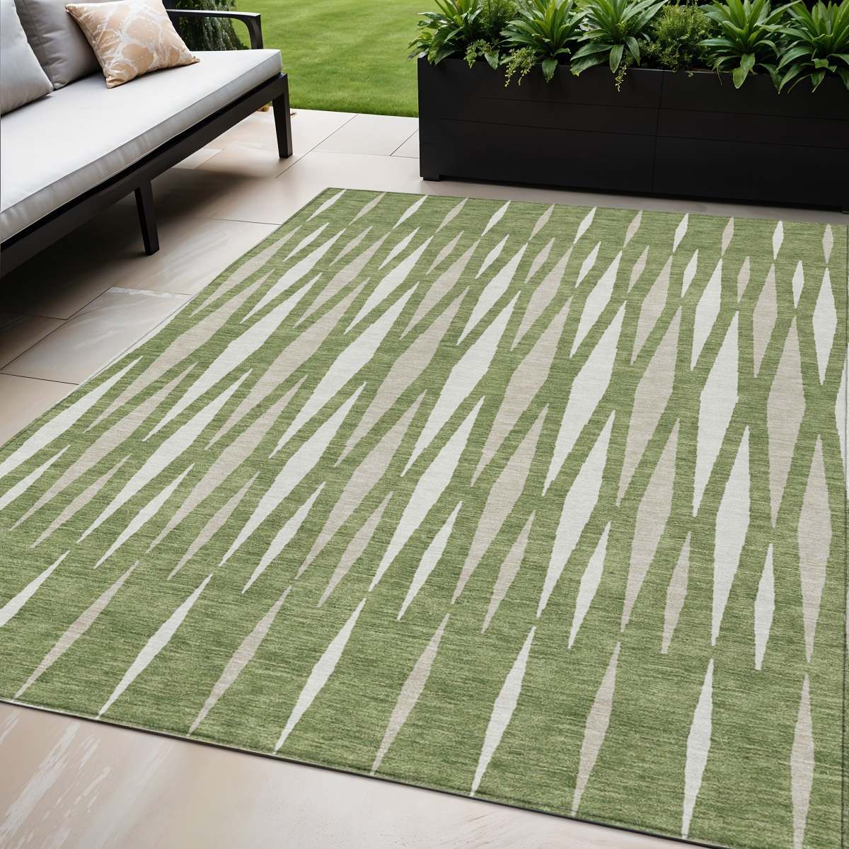 5' X 8' Green And Ivory Geometric Washable Indoor Outdoor Area Rug-591874-1
