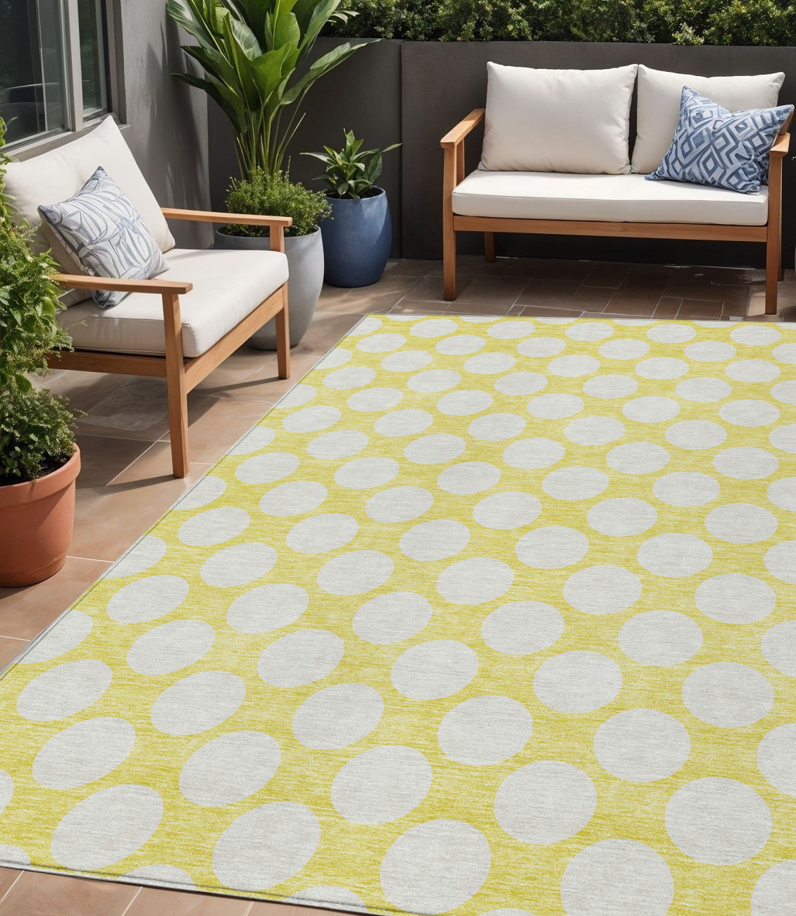 5' X 8' Yellow And Gray Polka Dot Washable Indoor Outdoor Area Rug-595284-1