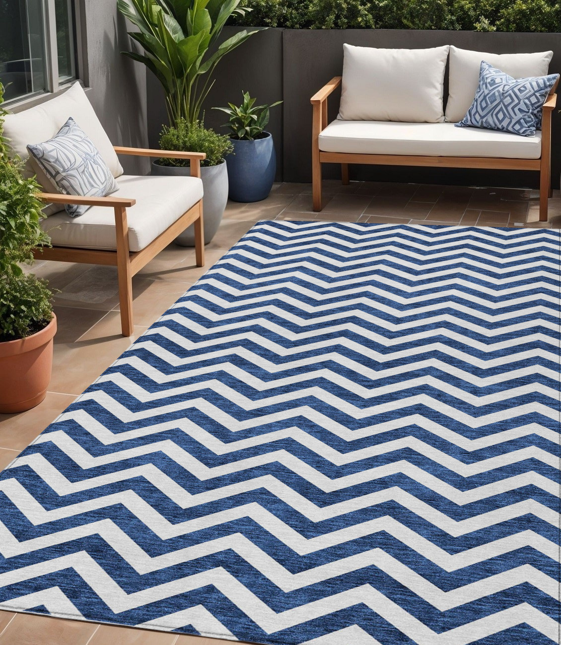 5' X 8' Navy Blue And Ivory Chevron Washable Indoor Outdoor Area Rug-595326-1