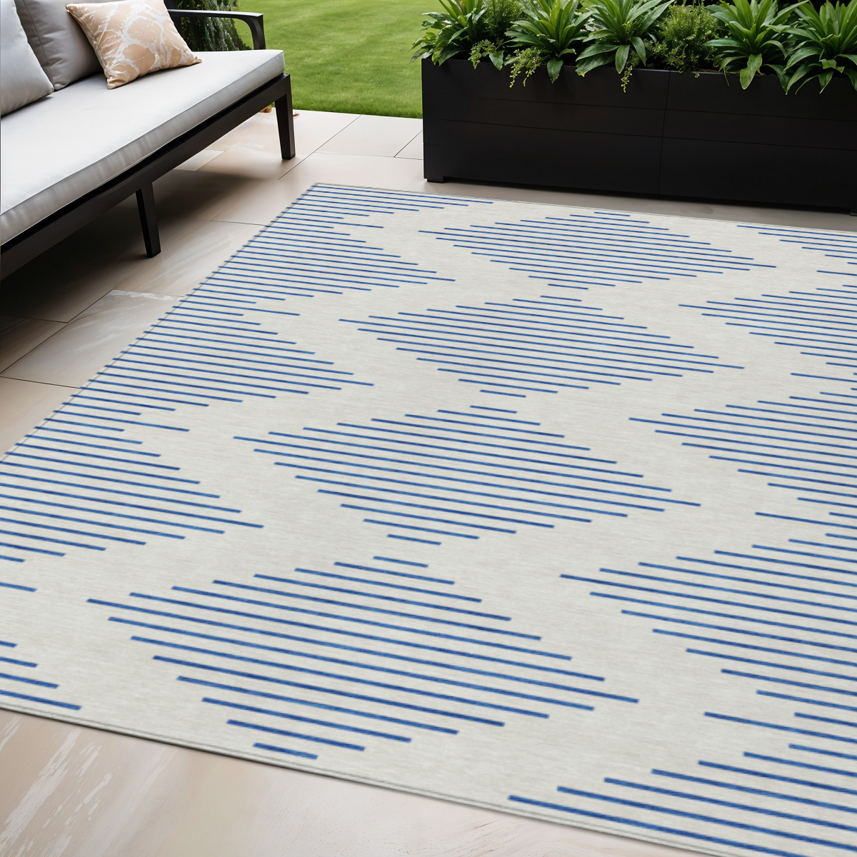 5' X 8' Ivory And Blue Geometric Washable Indoor Outdoor Area Rug-598753-1