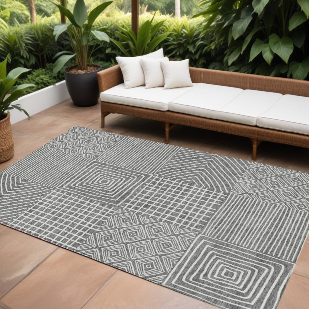 9' X 12' Charcoal And Ivory Geometric Washable Indoor Outdoor Area Rug-600736-1