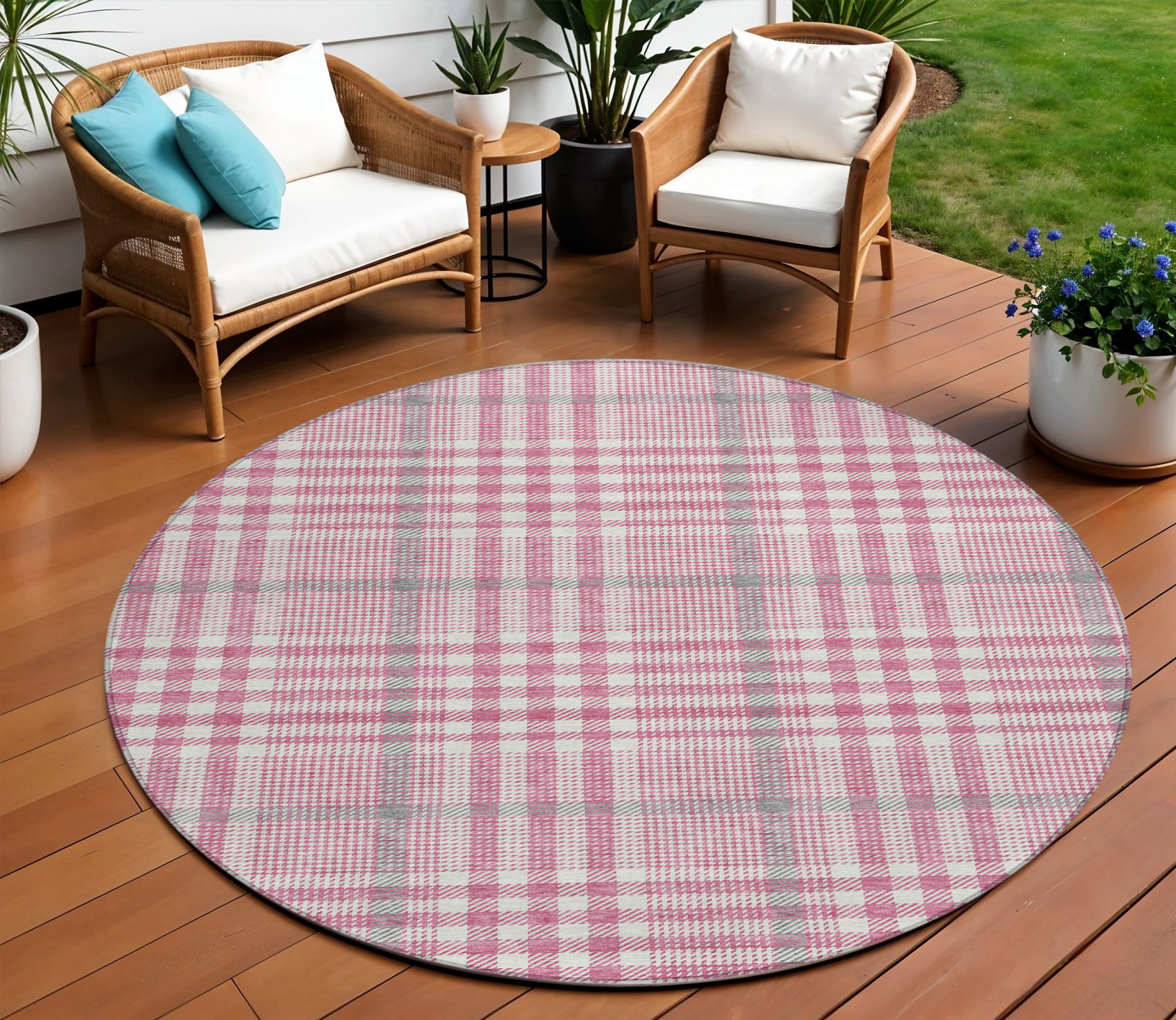 8' Blush Gray And Ivory Round Plaid Washable Indoor Outdoor Area Rug-601460-1