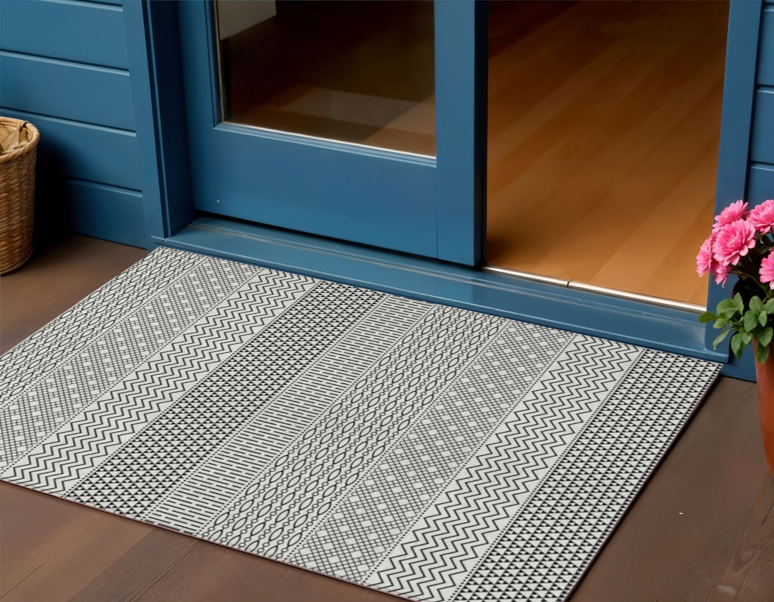 3' X 5' White And Black Chevron Washable Indoor Outdoor Area Rug-612298-1