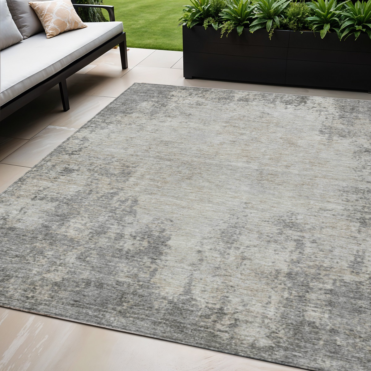 5' X 8' Gray And Ivory Abstract Washable Indoor Outdoor Area Rug-612329-1