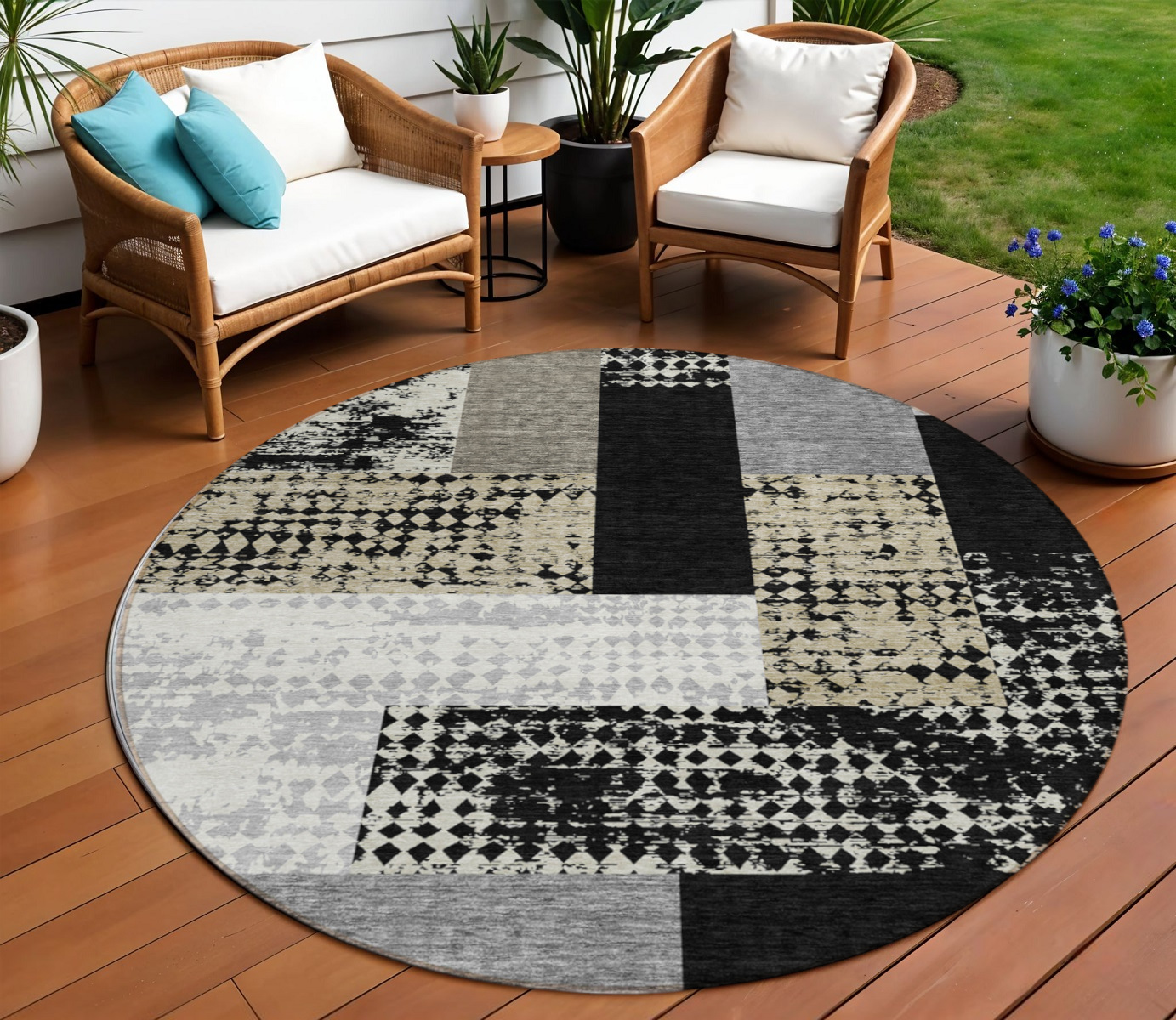 8' Black Taupe And Ivory Round Geometric Washable Indoor Outdoor Area Rug-612390-1
