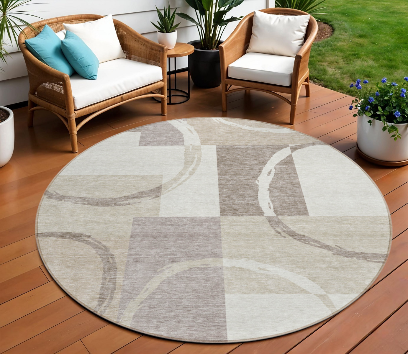 8' Ivory And Beige Round Geometric Washable Indoor Outdoor Area Rug-612583-1