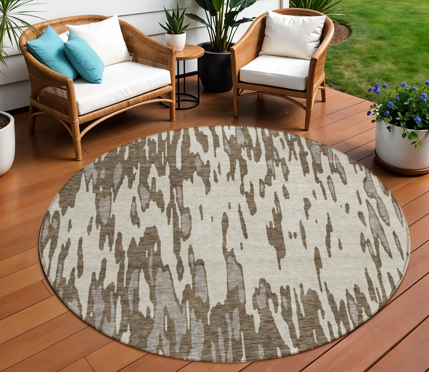 8' Brown And Ivory Round Abstract Washable Indoor Outdoor Area Rug-612643-1