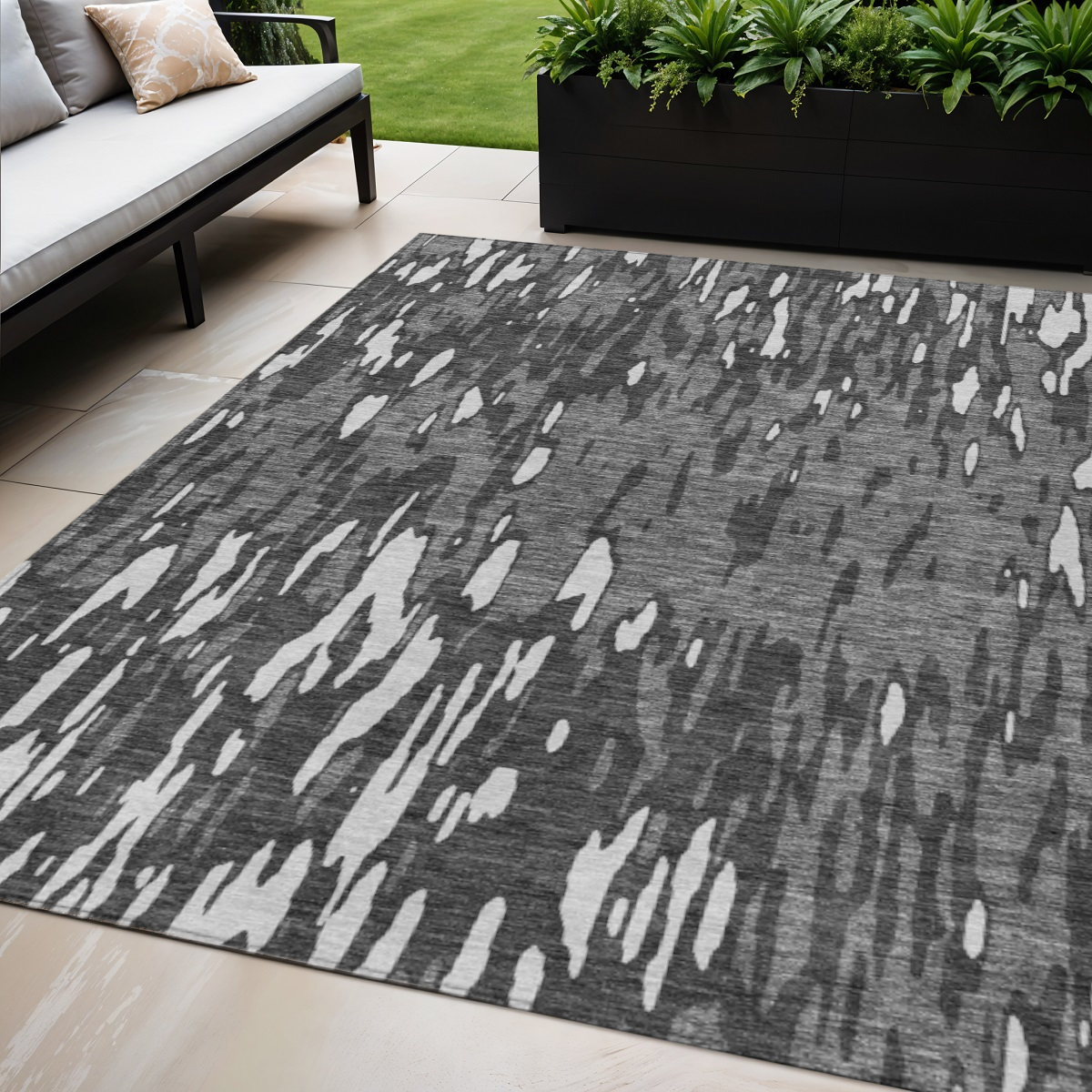 5' X 8' Gray And Ivory Abstract Washable Indoor Outdoor Area Rug-612666-1