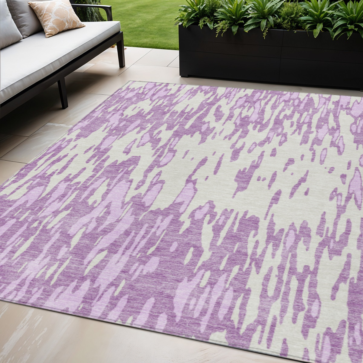 5' X 8' Lavender And Ivory Abstract Washable Indoor Outdoor Area Rug-612678-1