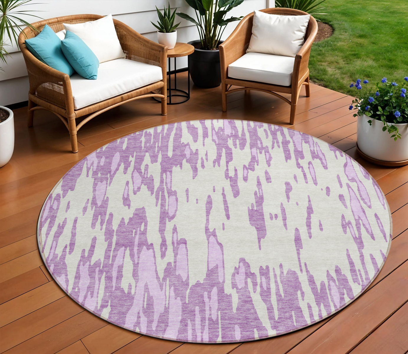 8' Lavender And Ivory Round Abstract Washable Indoor Outdoor Area Rug-612679-1