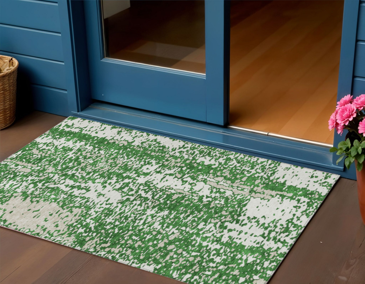 3' X 5' Emerald And Ivory Abstract Washable Indoor Outdoor Area Rug-612935-1