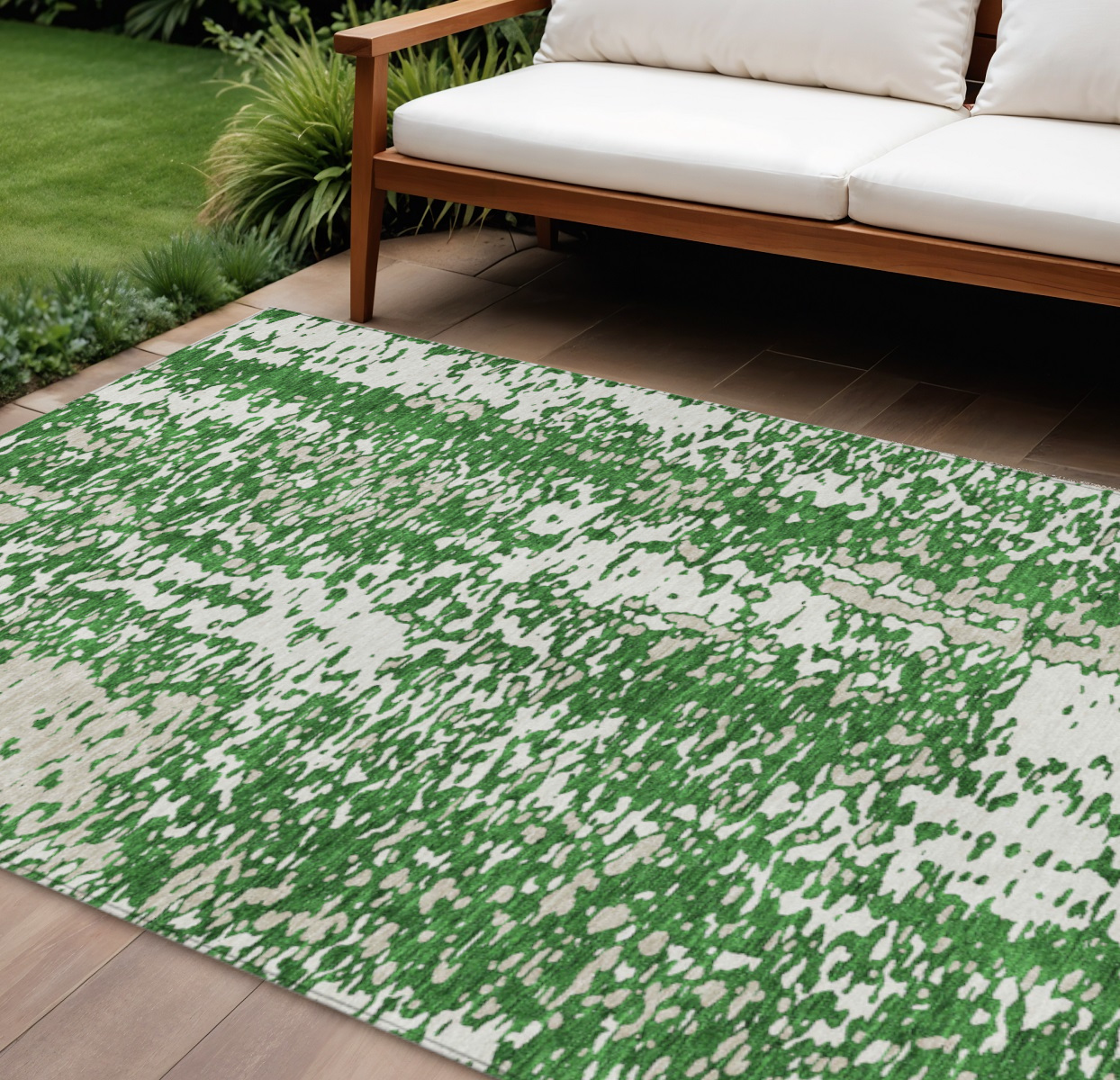 8' X 10' Emerald And Ivory Abstract Washable Indoor Outdoor Area Rug-612938-1