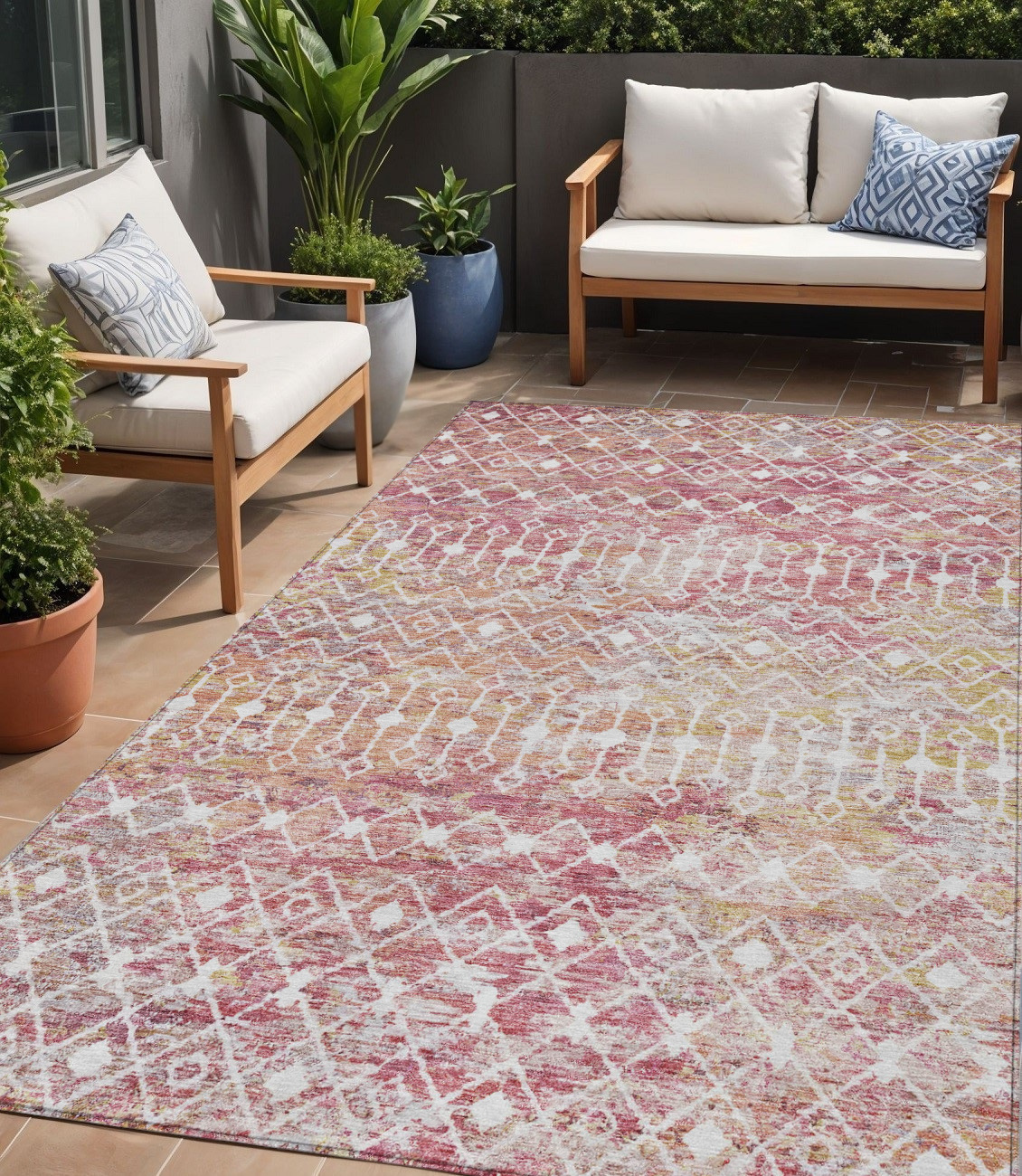 5' X 8' Pink And Ivory Argyle Washable Indoor Outdoor Area Rug-615819-1