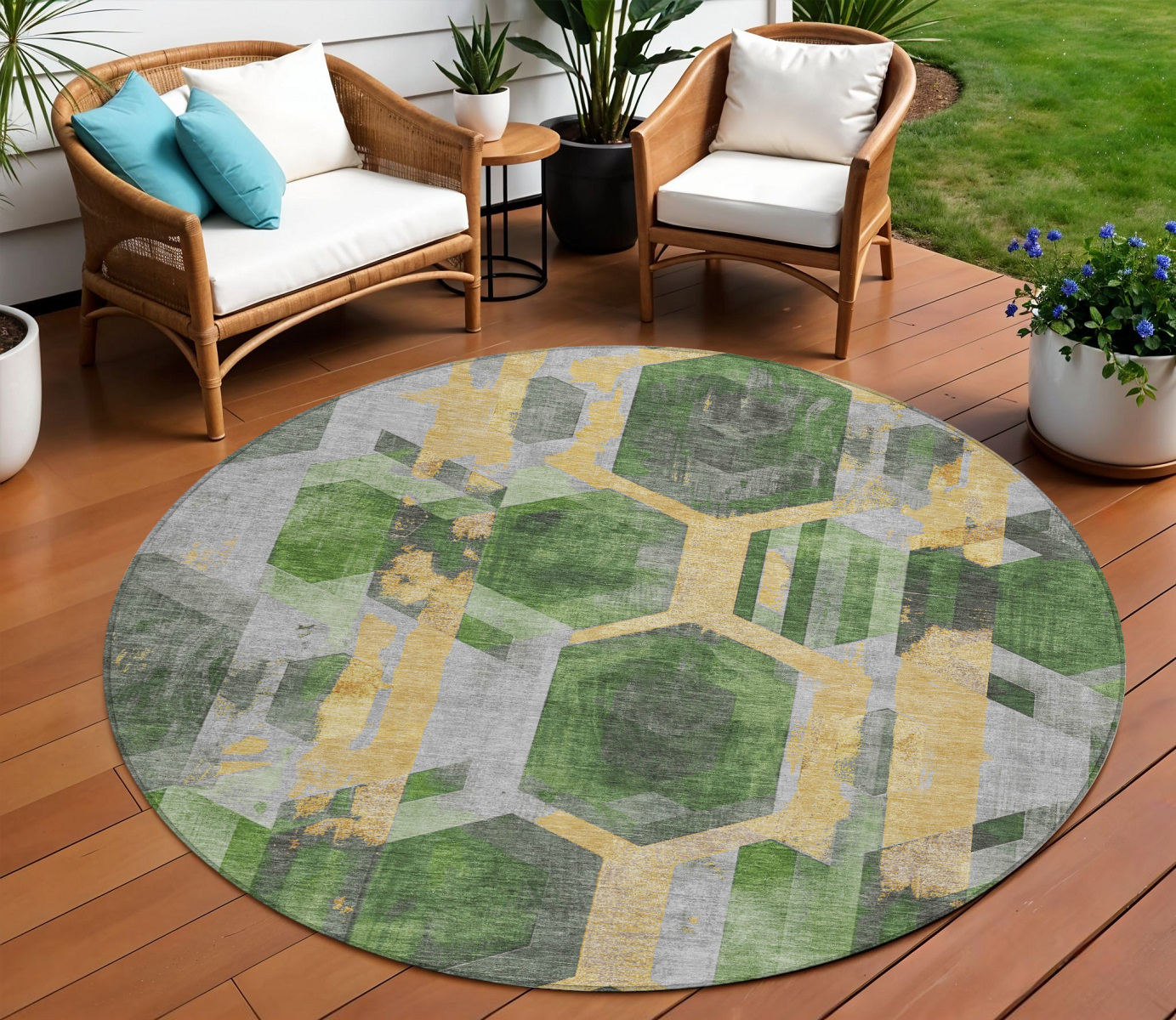 8' Green Gold And Silver Round Geometric Washable Indoor Outdoor Area Rug-618747-1