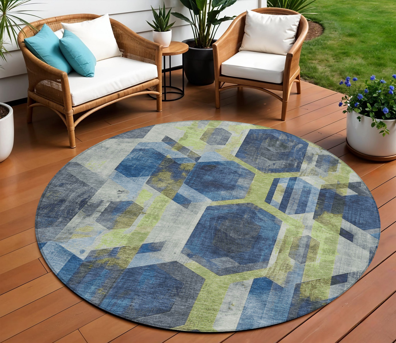 8' Navy Blue Gold And Silver Round Geometric Washable Indoor Outdoor Area Rug-618753-1